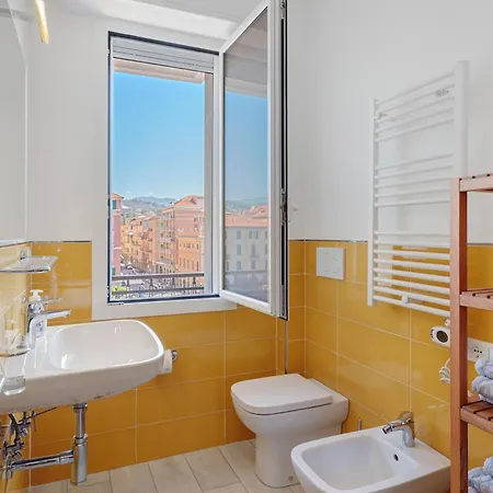Sea & Center - * Chiavari